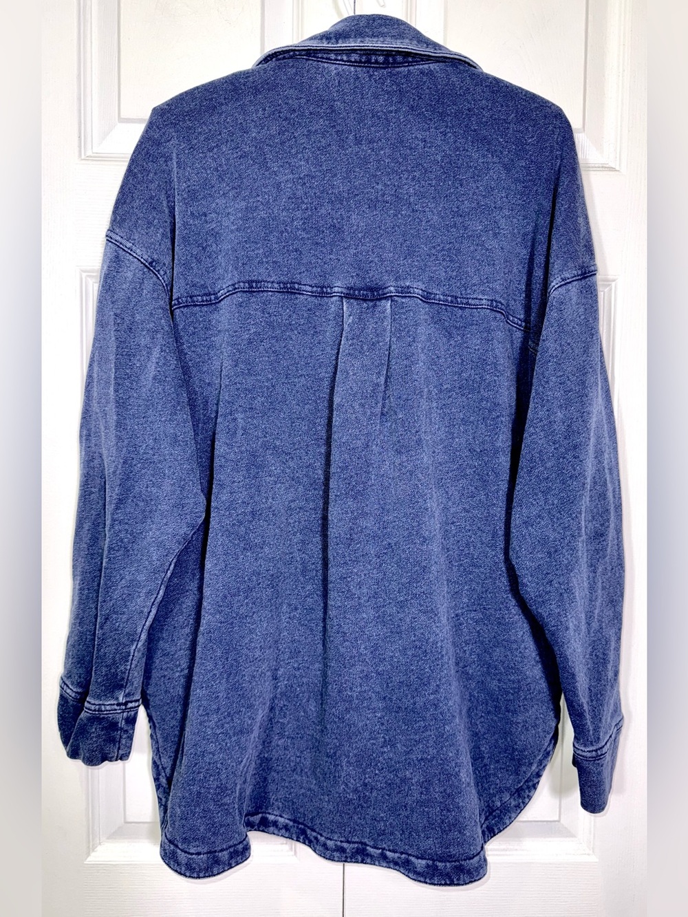 Z Supply All Day Knit Denim Jacket Vintage Indigo Button Front Shacket - Picture 4 of 14